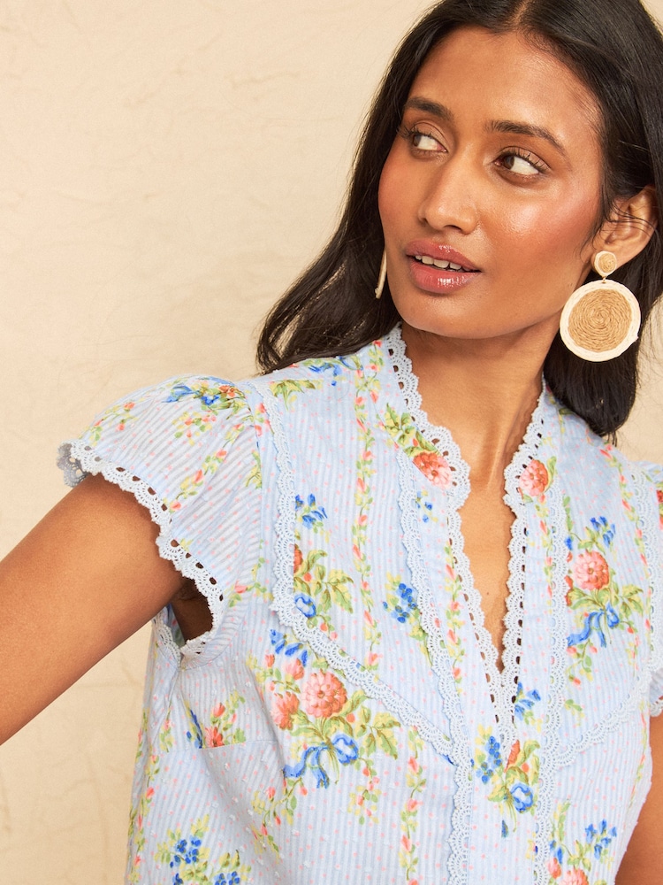 Love & Roses Pale Blue Petite Floral Print  Lace Trim Shell Top - Image 2 of 5