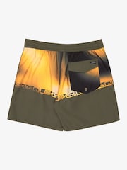 Quiksilver Green Everyday Half Jam 16" Logo Swim Shorts - Image 7 of 8