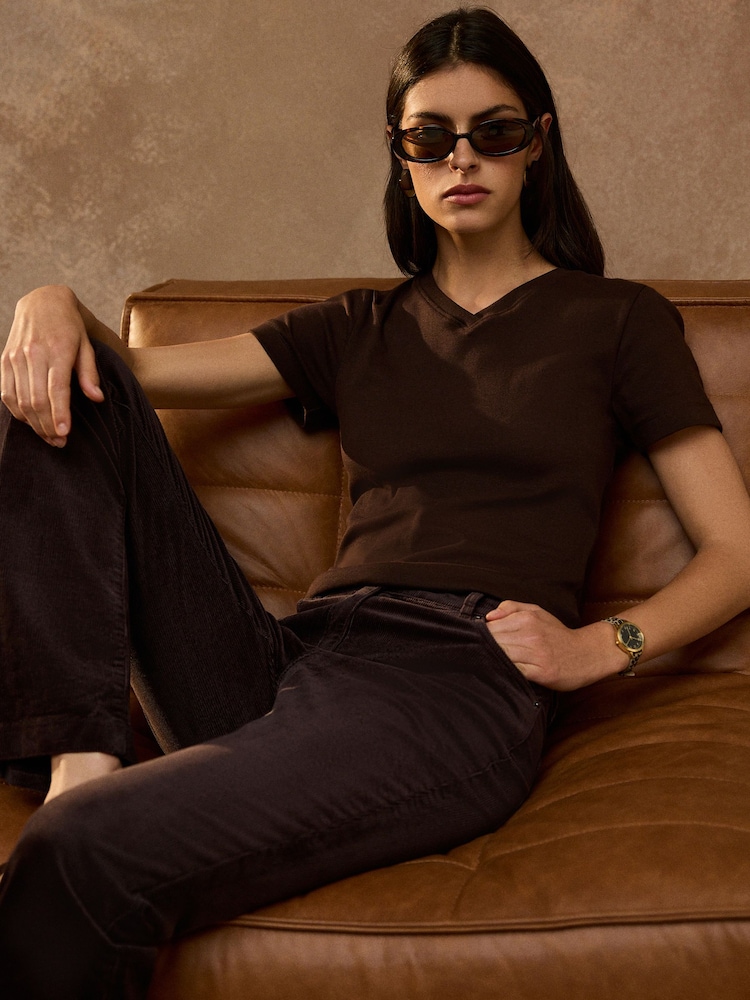 Chocolate Brown V-Neck Fitted T-Shirt - Image 2 of 8 Chocolate Brown V-Neck Fitted T-Shirt - Image 2 of 8