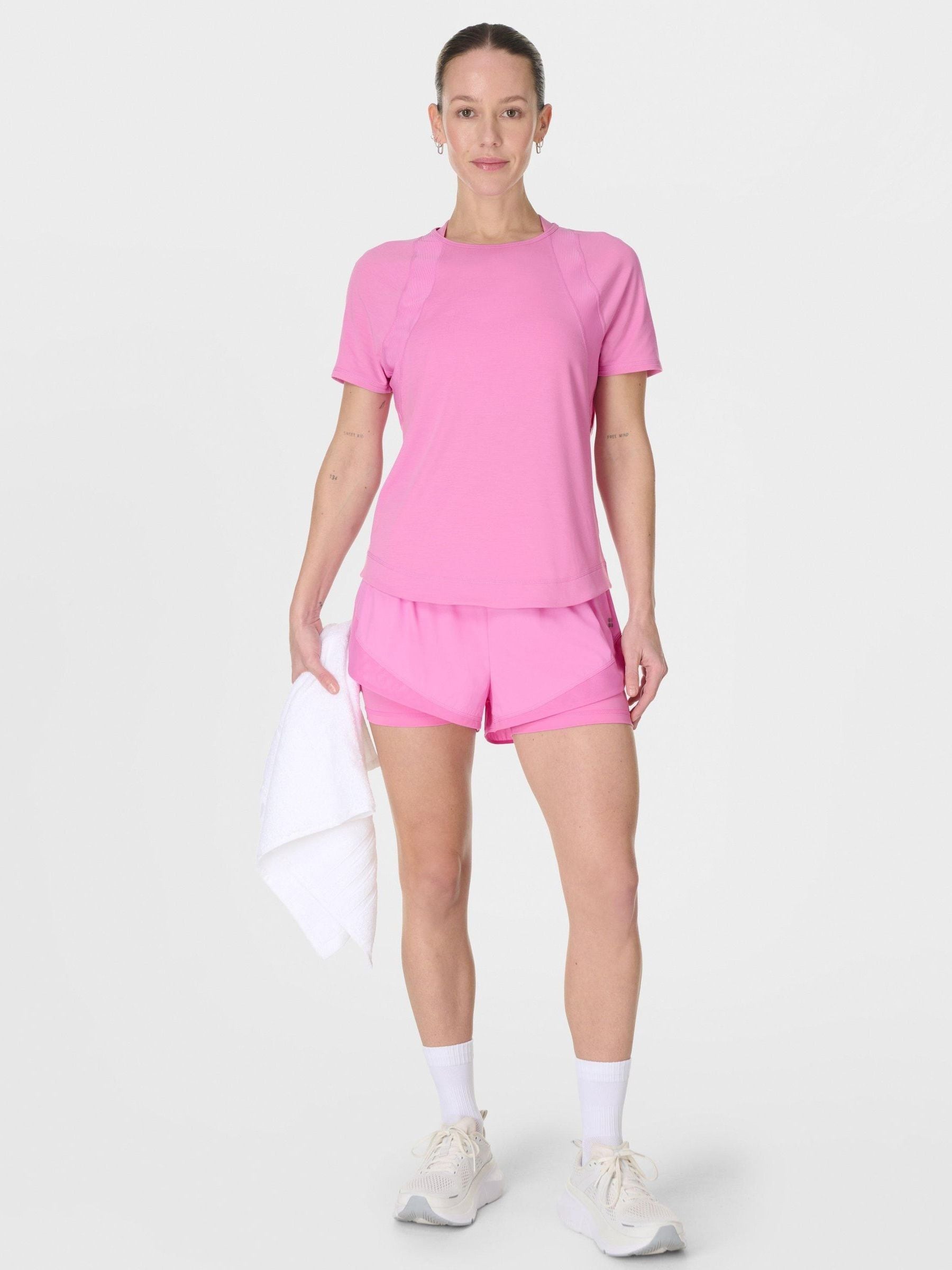 Next：日本 ライトピンク - Sweaty Betty Tempo Run 2-in-1 ショート