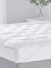 Early's of Witney White Anti Allergy Boutique Swirl Circle Mattress Topper - Image 2 of 2