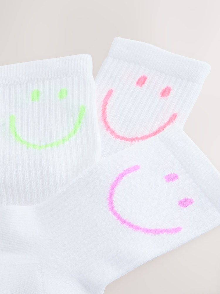 أبيض - حزمة من 3 جوارب بارتفاع الكاحل بنعل مبطن غني بالقطن - صورة 2 من 3