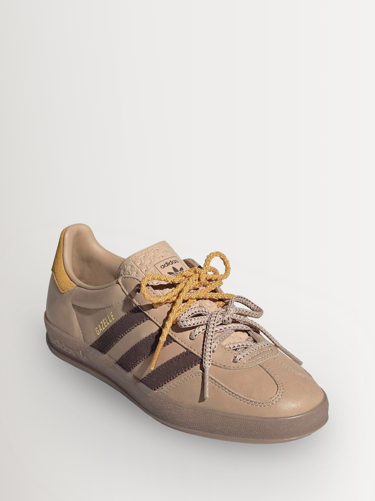 adidas Originals Beige Gazelle Indoor Trainers - Image 2 of 9