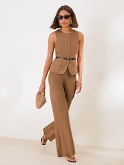 חום - Friends Like These Belted Tailored 2 in1 Jumpsuit - תמונה 1 מתוך 5