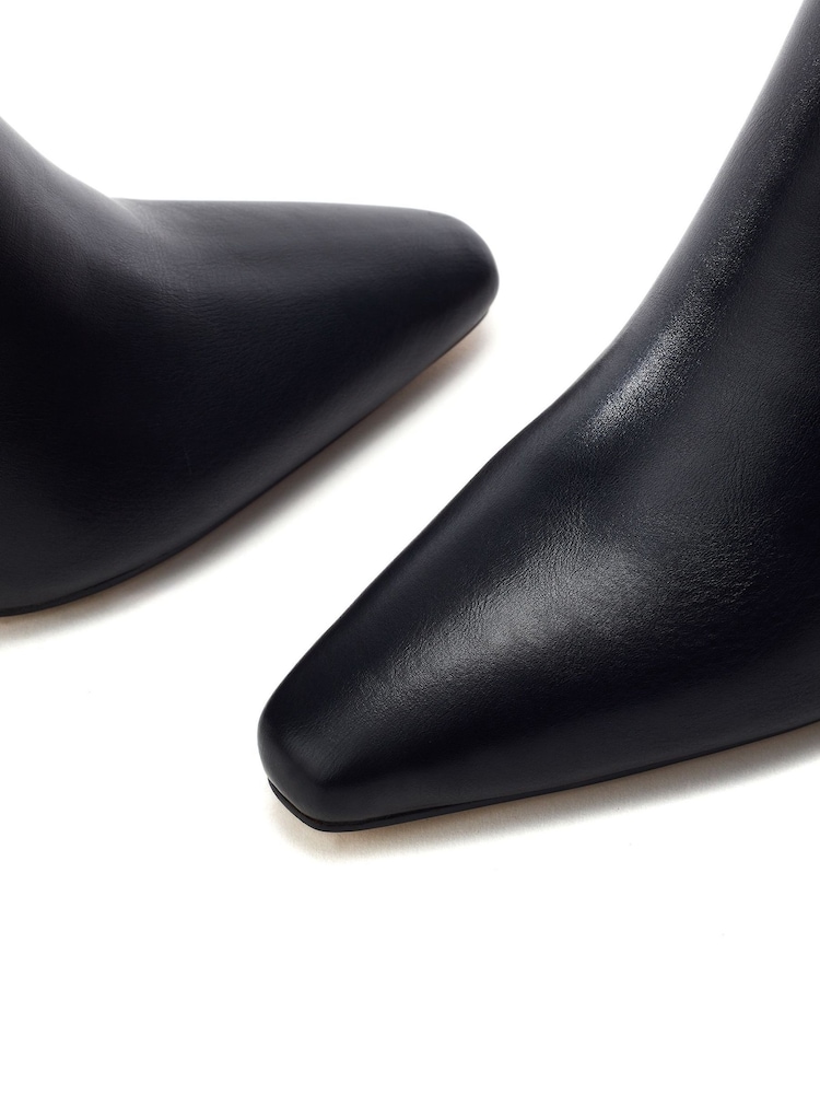 Moda in Pelle Black Santi Knee-High Boots With Soft Square Toe - Image 4 of 4 Moda in Pelle Black Santi Knee-High Boots With Soft Square Toe - Image 4 of 4