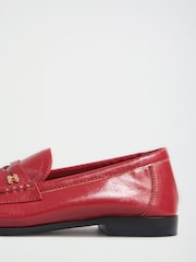 rdeča - Lipsy nabrane flat slim on z blagovno znamko pin Penny mokasini - Slika 3 iz 5