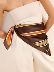 עם פסים בצבע חום כהה - Friends Like These Printed Multi-way Satin Head Sacrf - תמונה 1 מתוך 6