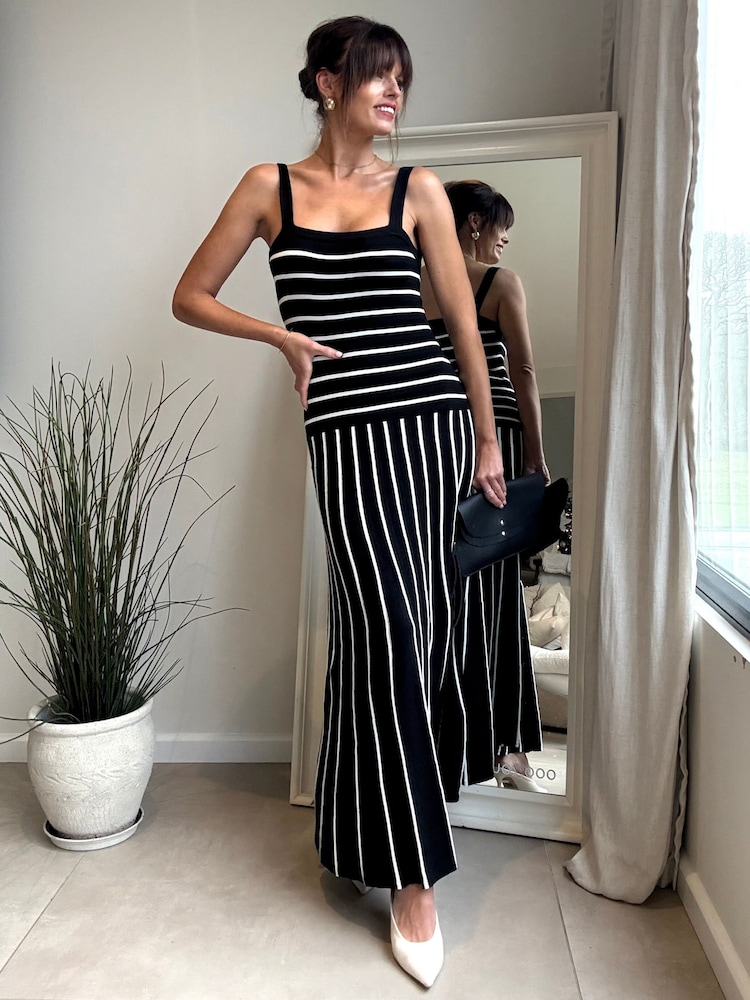 Style Cheat Black Mono Stripe Knit Midi Dress - Image 1 of 2