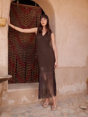 Love & Roses Chocolate Brown Cotton Rich Scalloped V-Neck Crochet Fringed Detail Midi Dress - Image 3 of 5