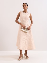 فستان إيماني من Phase Eight - صورة 1 من 7