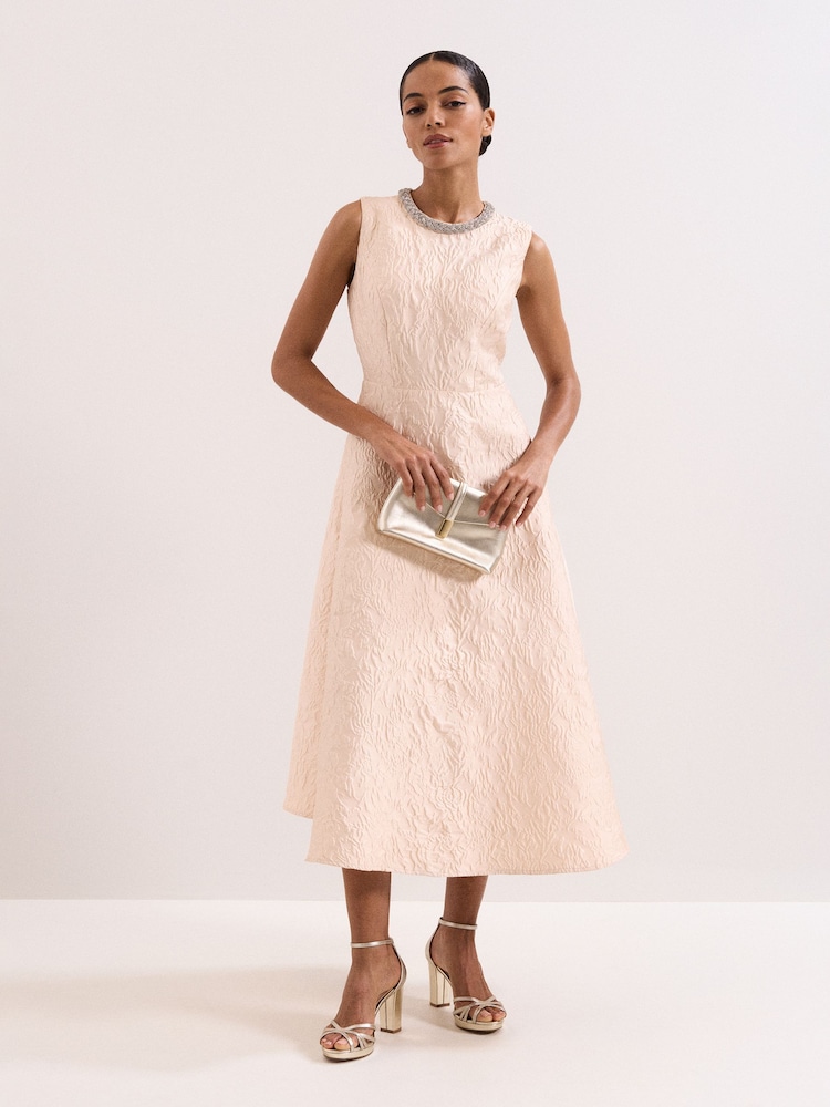 فستان إيماني من Phase Eight - صورة 1 من 7