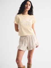 Gelb - Abercrombie & Fitch Short Sleeve Oyster Graphic Skimming T-Shirt - Bild 3 von 9