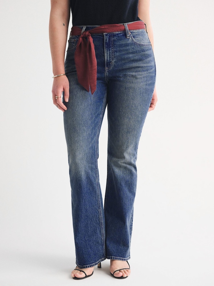 Τζιν Abercrombie & Fitch με ψηλόμεσο κασκόλ και ζώνη - Εικόνα 2 του 8