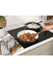 Salter Green Chester Shallow Cast Iron 2.8L Casserole Pot - Image 4 of 11