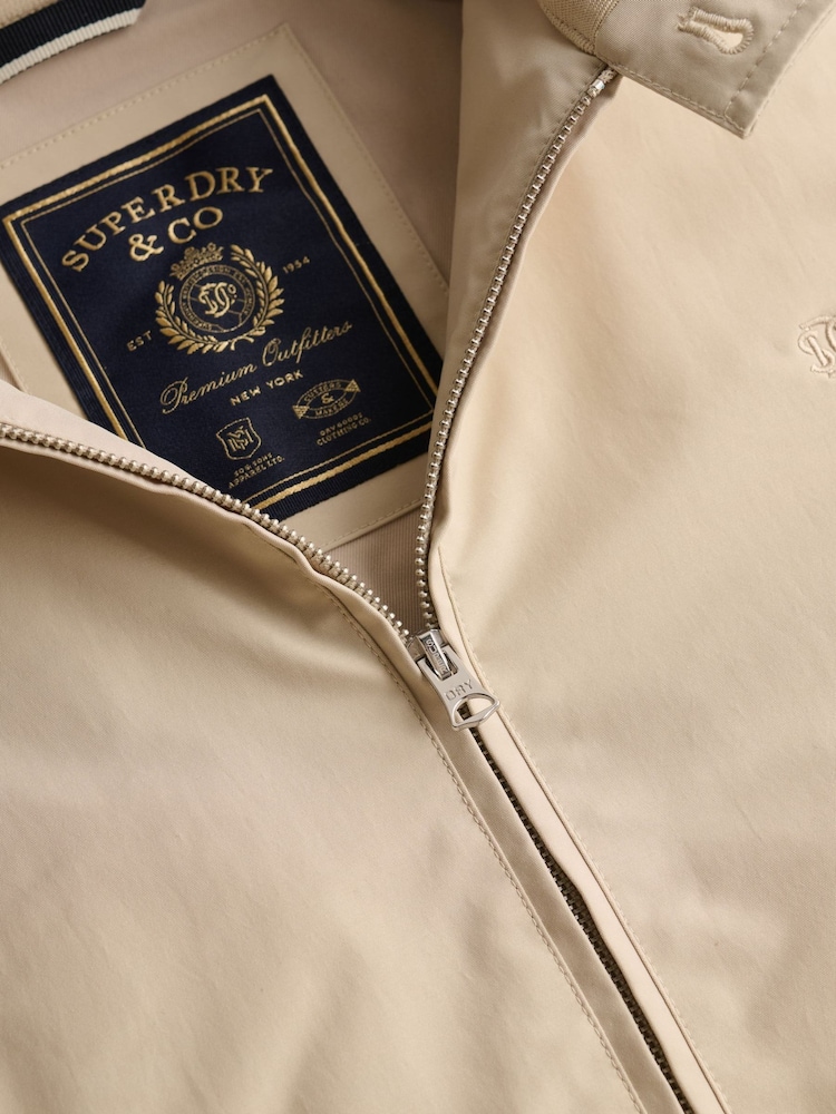 Cream - Superdry Campus polsterēta Harrington jaka - Attēls 8 no 8