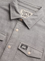 رمادي - قميص بتصميم هيرينغبون مستوحى من ملابس العمل من Superdry - Image 7 of 7