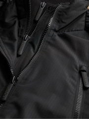 أسود - سترة مقاومة للرياح بقلنسوة Arctic من Superdry - Image 8 of 8