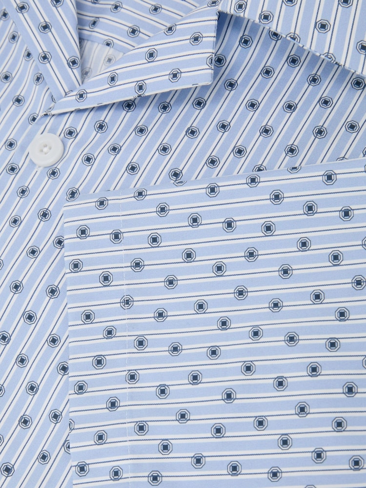 Reiss Soft Blue Sisqo Cotton Medallion-Print Cuban-Collar Shirt - Image 7 of 7 Reiss Soft Blue Sisqo Cotton Medallion-Print Cuban-Collar Shirt - Image 7 of 7
