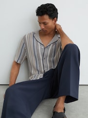 Reiss Blue/Camel Caden Textured-Knit Stripe Cuban-Collar Shirt - Image 5 of 6