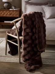 Brown Aspen Faux Fur Throw - Image 2 of 4