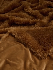 Mid Natural Faux Fur Shearling Throw - Image 3 of 6
