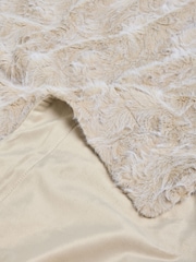Light Natural Cosy Swirl Throws - Image 4 of 6