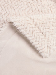 Ivory Textured ZigZag Throw - Image 5 of 7
