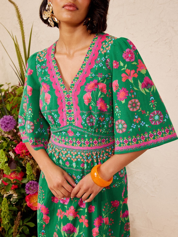 Love & Roses Bright Green Woodblock Petite Ric Rac Detail Midi Dress - Image 2 of 5