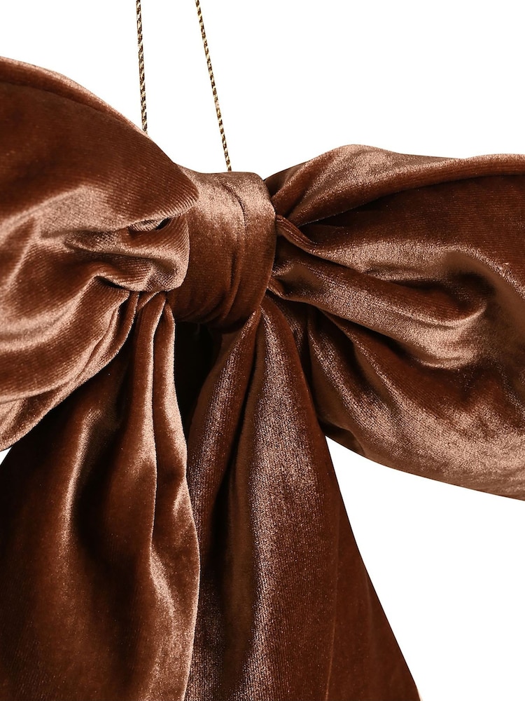 Widdop Brown Christmas Velvet Bow Hanger - Image 2 of 2 Widdop Brown Christmas Velvet Bow Hanger - Image 2 of 2