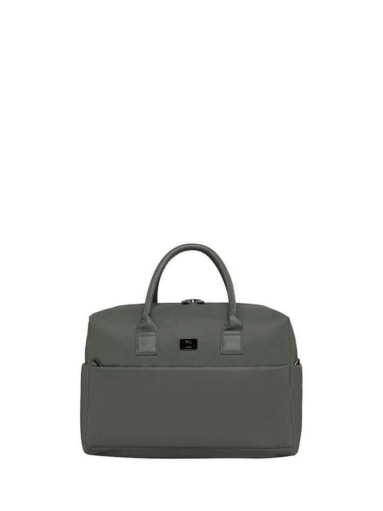 IT Luggage Green Outpaced Holdall Bag - Image 1 of 8