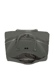 IT Luggage Green Outpaced Holdall Bag - Image 7 of 8