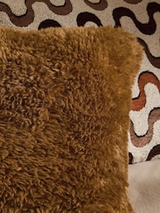 Caramel Brown Faux Fur 50 x 50cm Shearling Cushion - Image 2 of 4