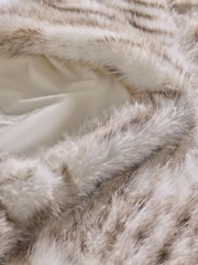 Faux Fur Tiger Print Throw - Bild 2 von 7