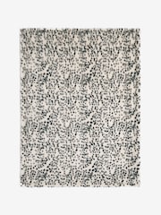 Black/White Dalmatian Fur Throw - Image 6 of 6