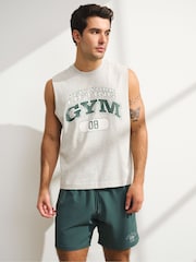 ירוק - YPB Abercrombie & Fitch מכנסי ספורט קצרים ללא בטנה, דגם MotionTEK - תמונה 3 מתוך 7