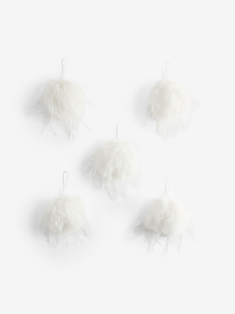 Set of 5 White Fur Christmas Baubles - Image 3 of 3