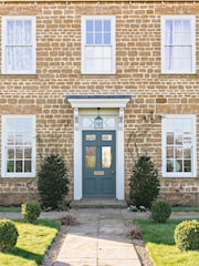 Graham & Brown Tiamat Exterior Eggshell Paint - Image 5 of 6