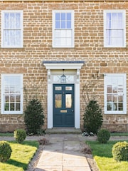 Graham & Brown Contrast Exterior Eggshell Paint - Image 4 of 6