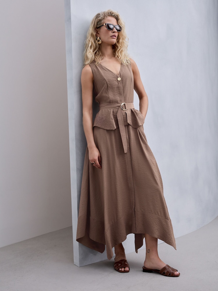 بني - فستان متوسط الطول بياقة حرف V 2 باللون 1 وحاشية متدلية - صورة 1 من 8