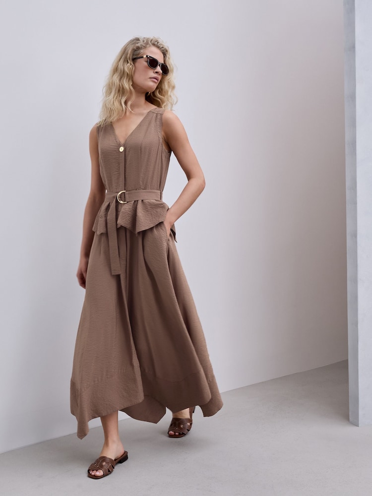 بني - فستان متوسط الطول بياقة حرف V 2 باللون 1 وحاشية متدلية - صورة 2 من 8