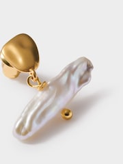 Katie Loxton Tone Sol Pearl T-Bar Earrings - Image 3 of 3