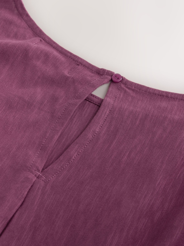 Rhubarb - Jersey Slouchy Shoulder Mini Dress - Obraz 8 z 8 Rhubarb - Jersey Slouchy Shoulder Mini Dress - Obraz 8 z 8