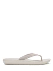 Γκρι - FitFlop Iqushion Textured-Strap Flip Flops - Εικόνα 1 από 4