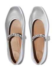 FitFlop Silver Delicato Pearls-And-Crystal Leather Ballet Flats - Image 5 of 7