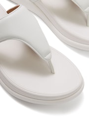 FitFlop White F-Mode Go Adjustable Flatform Toe-Post Sandals - Image 4 of 4