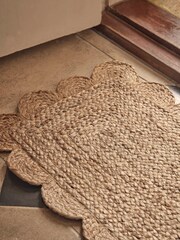 Cox & Cox Natural Scalloped Jute Doormat - Image 3 of 3