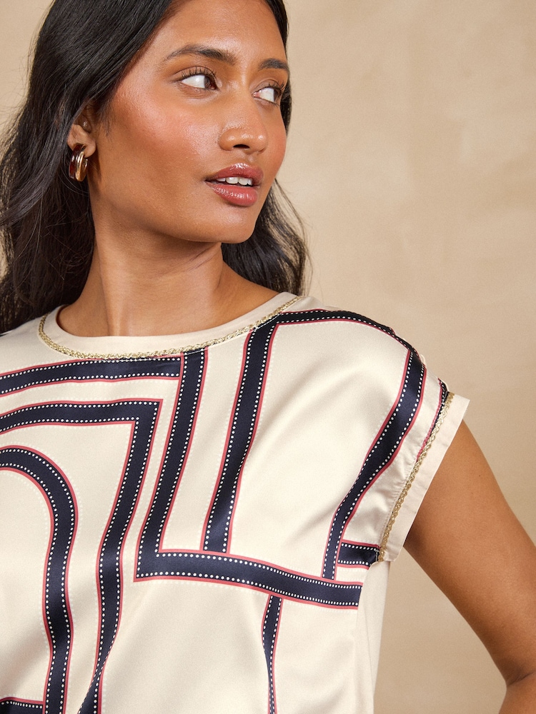 Love & Roses Ivory Satin Front Jersey T-Shirt - Image 2 of 4