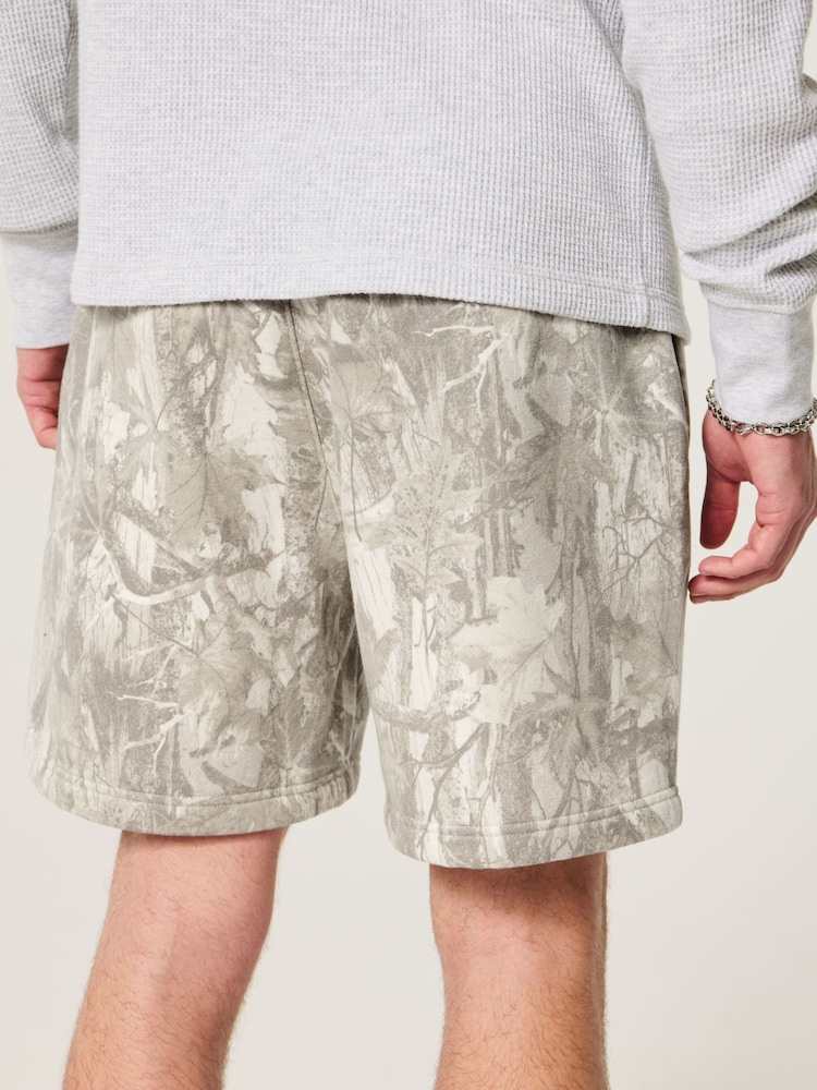 Hollister White Baggy Above-The-Knee Fleece Shorts - Image 2 of 5