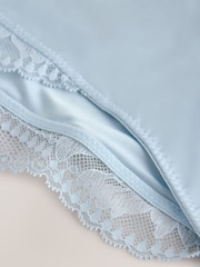 Rose/bleu/Crème papillon - Lot de 3 culottes bordées de dentelle en microfibre - Image 10 sur 11