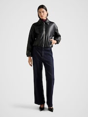 Forever New Mattie Cropped Bomber Jacket - Imagen 5 de 5